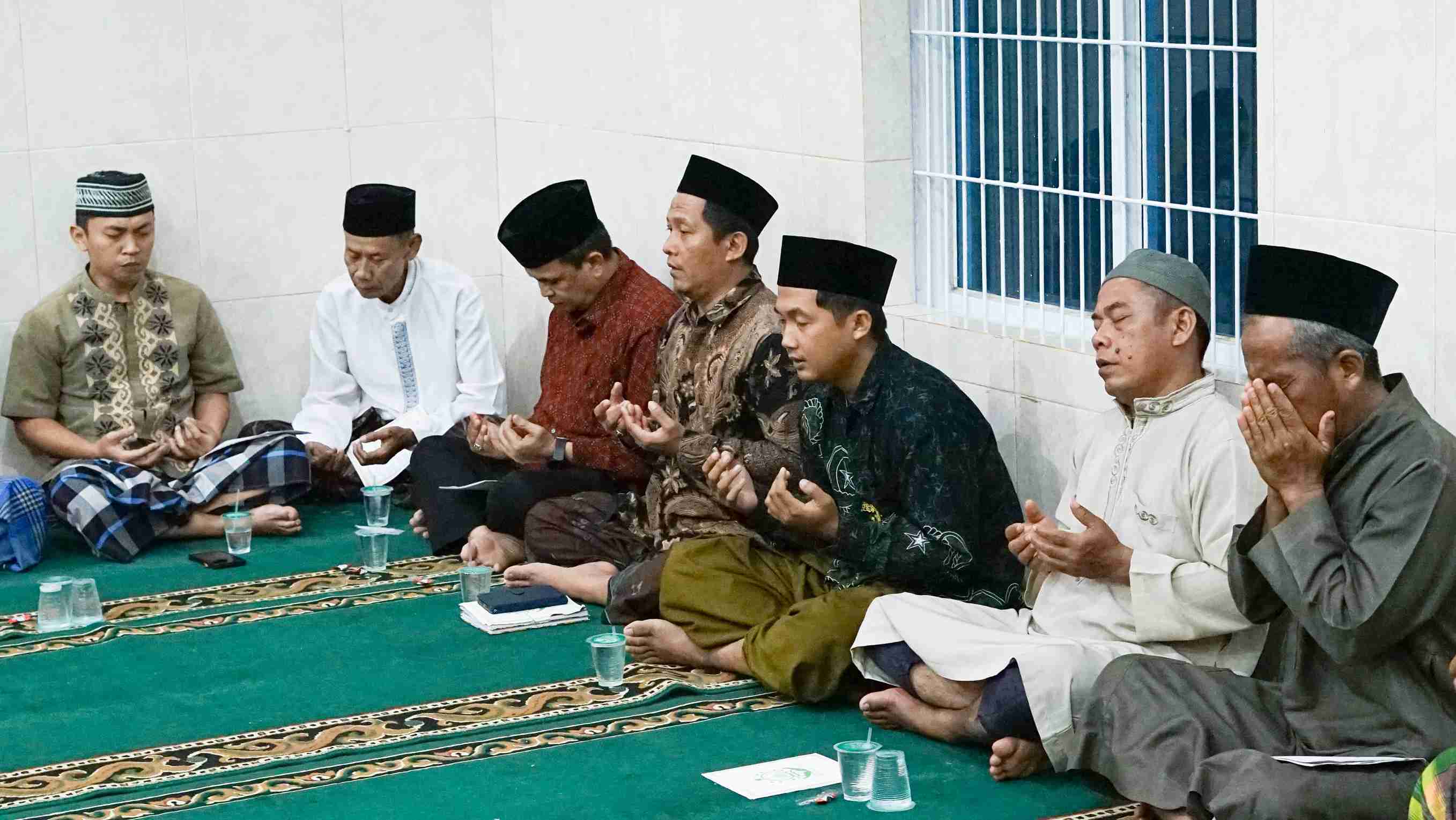 Acara Rutin Ranting NU Simbarwaringin: Majelis Ilmu dan Istighosah Pererat Ukhuwah dan Tingkatkan Keimanan