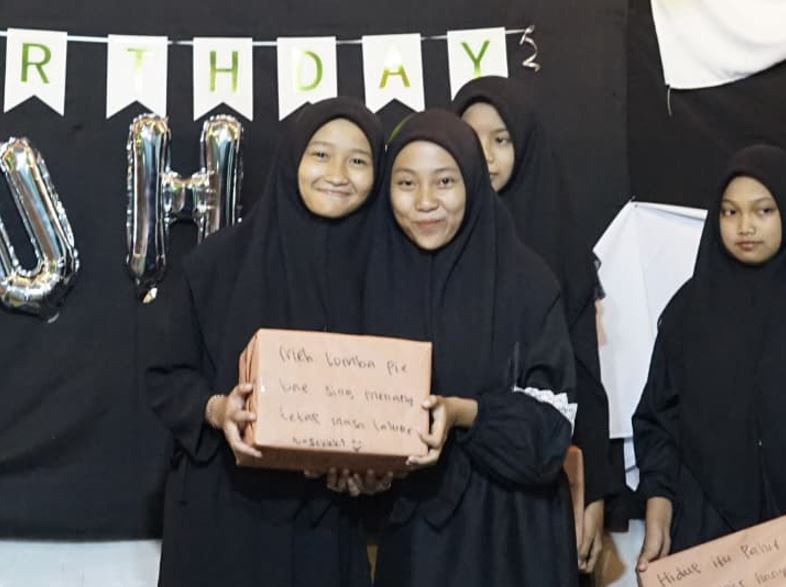 Meriah! Pondok Pesantren Nurul Anwar Notoharjo Gelar Malam Puncak Pembagian Hadiah Lomba HUT RI ke 80