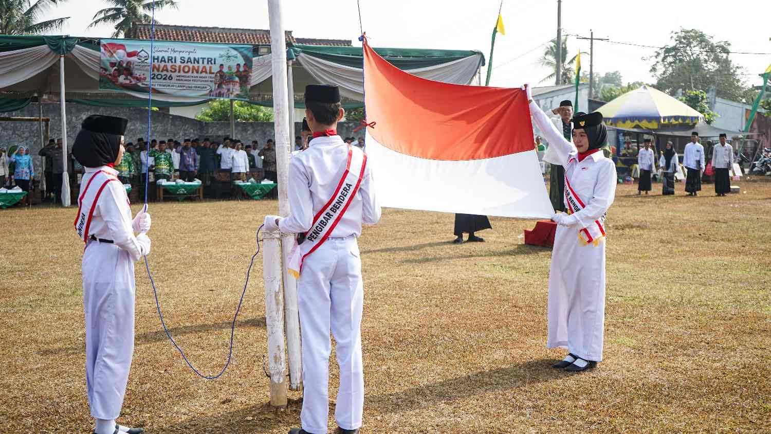 Upacara Hari Santri Nasional 2026 di Trimurjo Berlangsung Khidmat, Ikrar Santri dan Resolusi Jihad Dibacakan